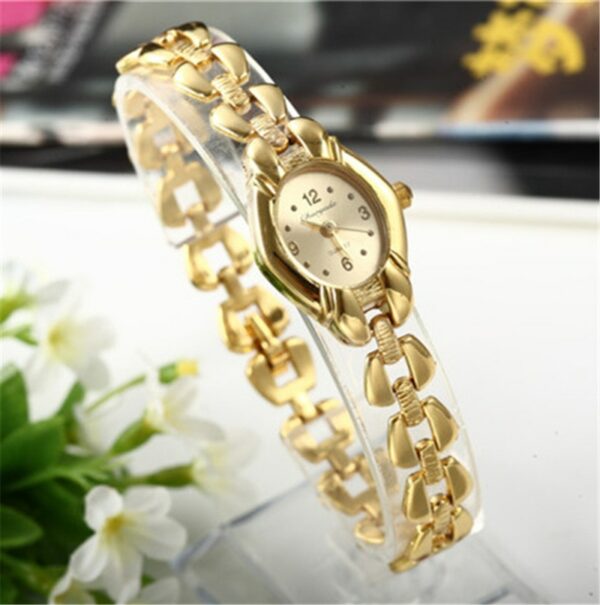 Women Bracelet Watch Mujer Golden Relojes Small Dial Quartz leisure Watch Popular Wristwatch Hour female ladies elegant watches 5