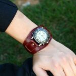 Vintage Retro  Leather Strap Watch Women Men Punk Quartz Cuff Watch Wristwatches Bracelet Bangle Casual Watches Gift 6