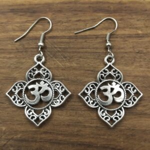 1 pair Filigree OHM OM AUM Buddha Lotus silver pendant Earrings , Buddhist, yoga Earrings 1