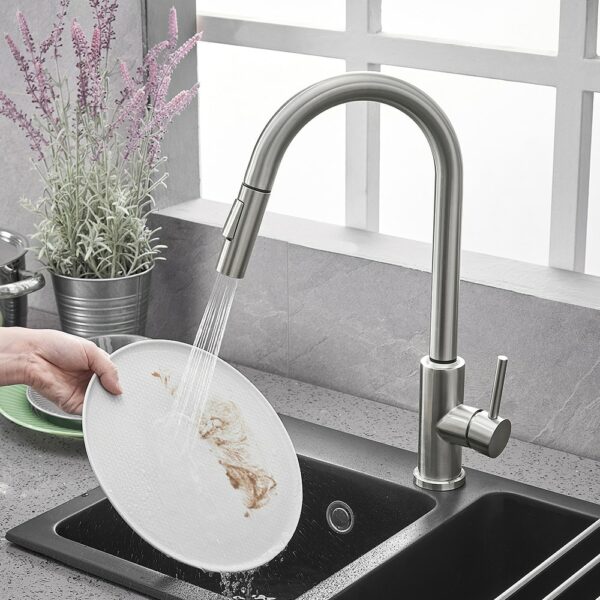 Pull Out Brush Nickel Sensor Kitchen Faucets Hot And Cold Sink Faucet Kitchen Mixer Touch Control Sink Tap ברז מטב  ברז לכיור 2