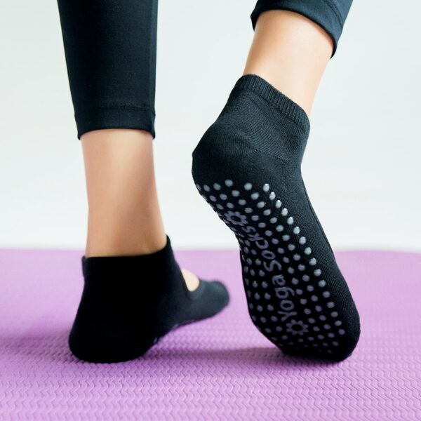 Women High Quality Pilates Socks Anti-Slip Breathable Backless Yoga Socks Ankle Ladies Ballet Dance Sports Socks for Fitness Gym 4